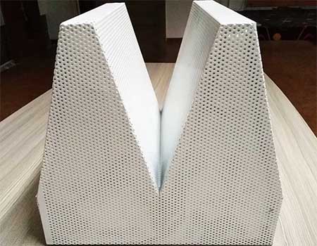  消聲室尖劈長(zhǎng)度與頻率的關(guān)系